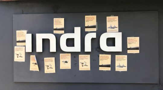 sede de Indra en Barcelona después de la acción #DesarmandoIndra